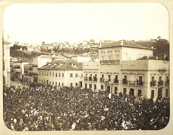 Crowds gather to celebrate Brazilian abolition
